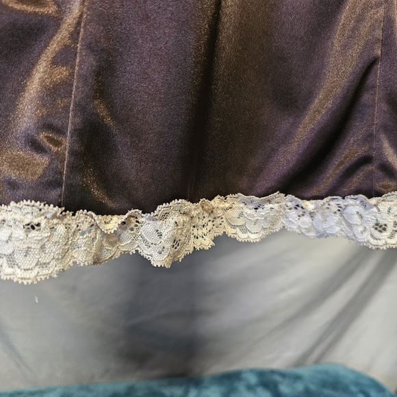 3/$25 Vintage Worthington Satin Chemise Cami in Ivory and Brown size XS - Picture 2 of 6